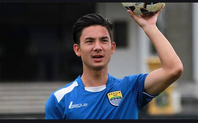Jelang Pertandingan Persib Vs Bhayangkara FC, Kim Kurniawan Harus Bergulat Dengan Cedera Punggung