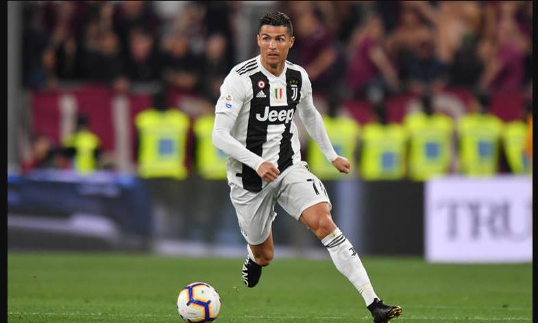 Ronaldo Siap Jadikan Napoli Lumbung Goal