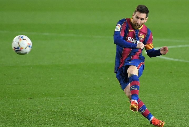 Lionel Messi Miliki Gaji Selangit!