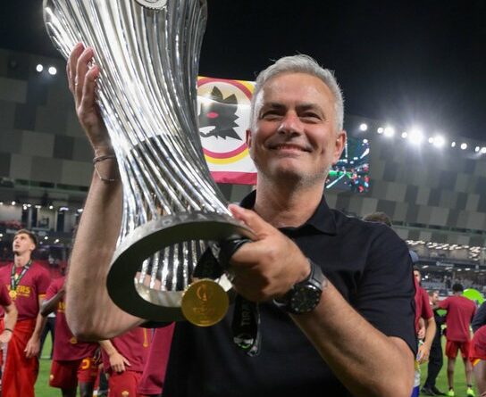 José Mourinho. AS Roma